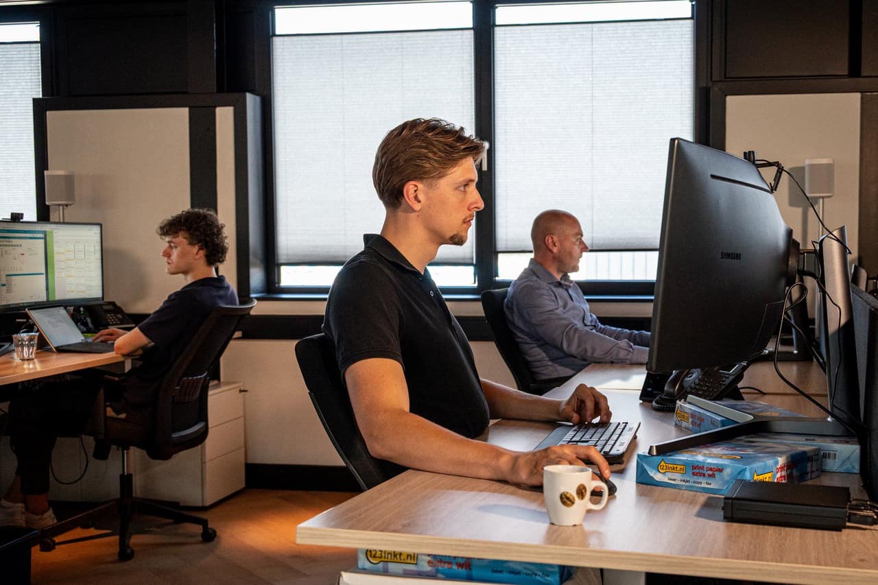 Compacte vergaderhoek bij iQOUNT