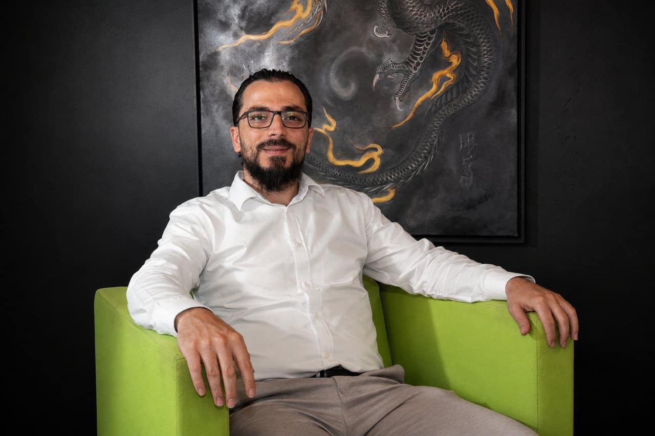 Portret van Zaher Alghazzouli